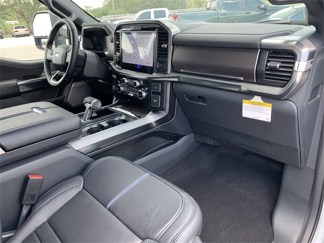 2025 Space White Metallic Ford F-150 Platinum 4X4 Truck
