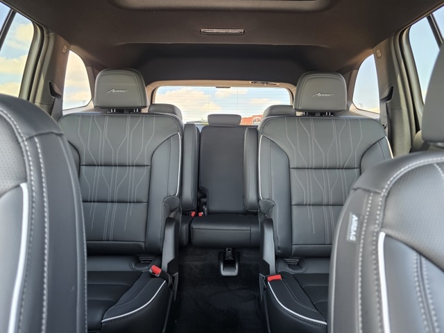 2025 Buick Enclave Avenir