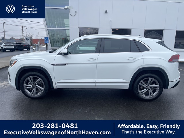 2024 Volkswagen Atlas Cross Sport SEL R-LINE's photo