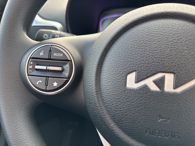2025 Kia Soul LX photo 16
