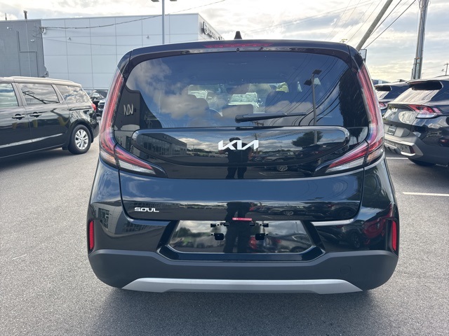 2025 Kia Soul LX photo 4