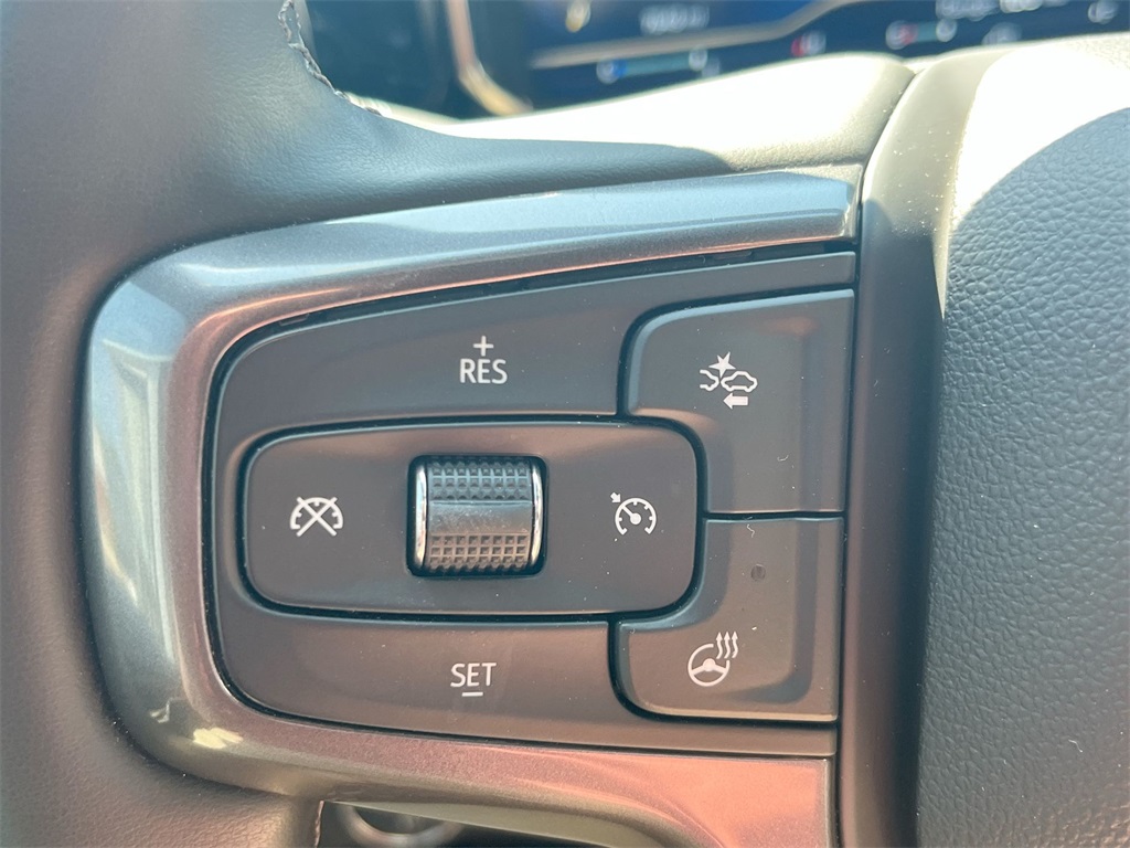 2025 Chevrolet Silverado 2500HD High Country photo 28