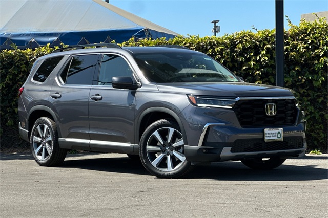 2025 Honda Pilot Elite photo 2