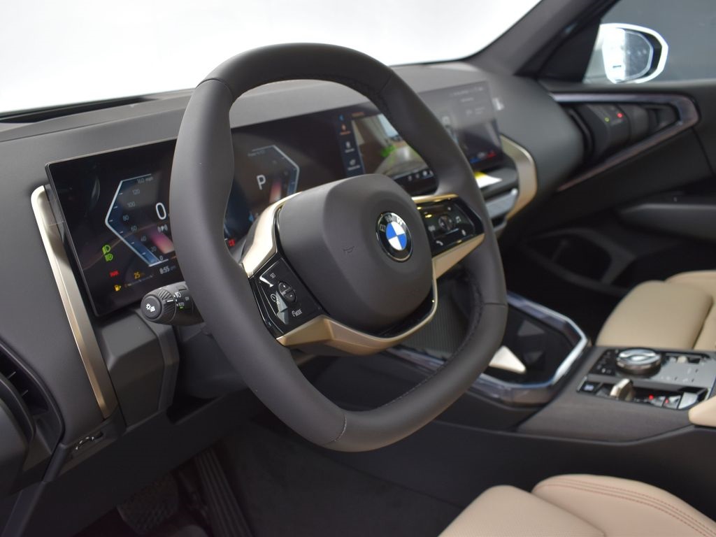 2025 Mineral White Metallic BMW X3 30 xDrive AWD SUV