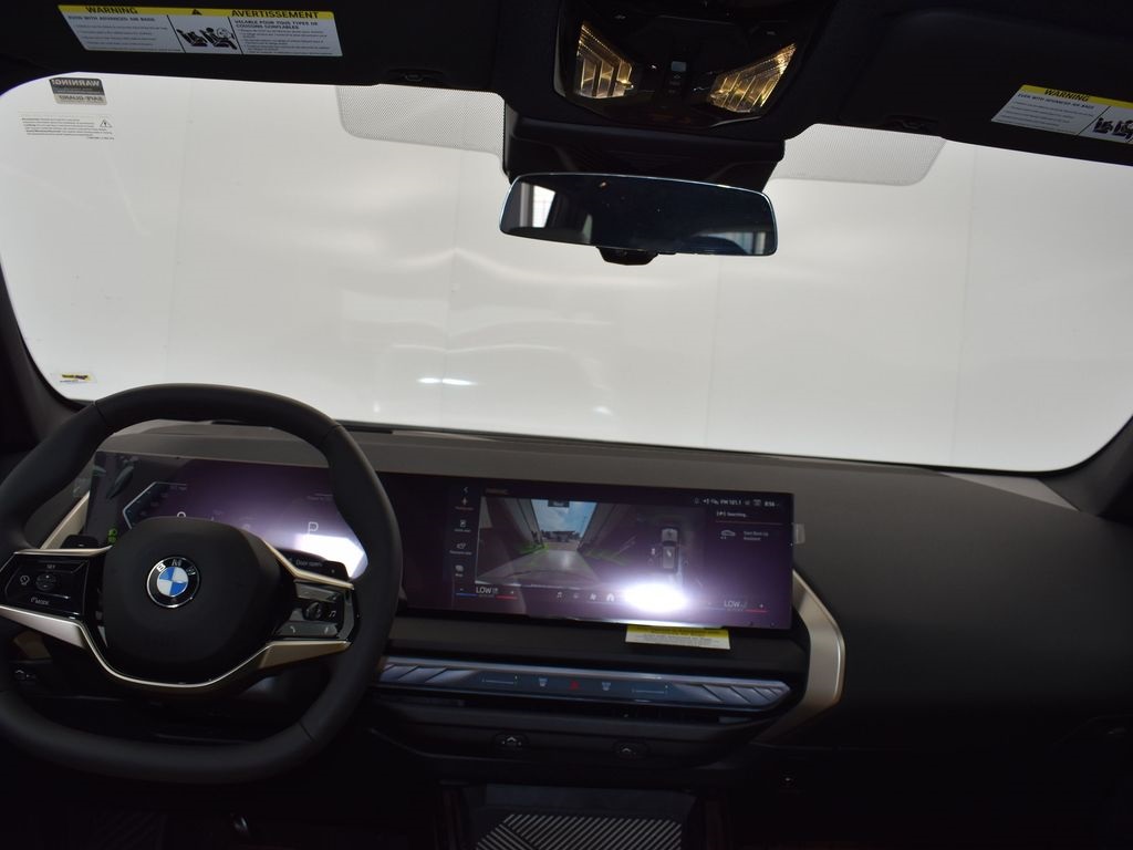 2025 Mineral White Metallic BMW X3 30 xDrive AWD SUV