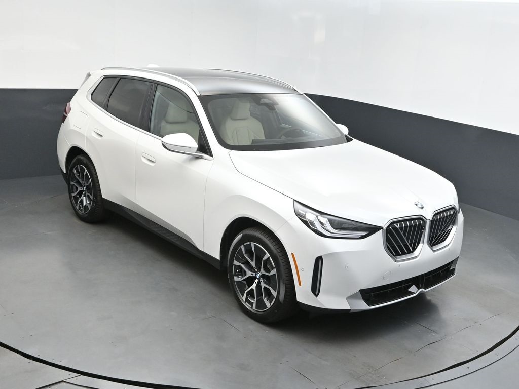 2025 Mineral White Metallic BMW X3 30 xDrive AWD SUV