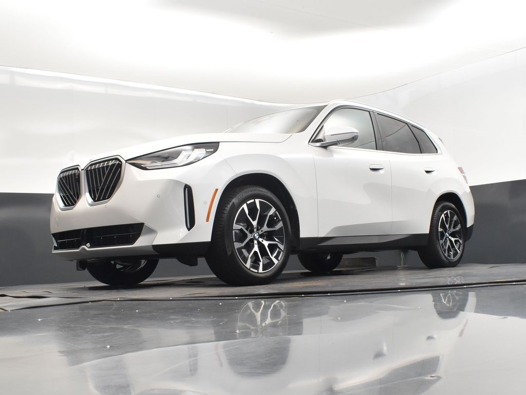 2025 Mineral White Metallic BMW X3 30 xDrive AWD SUV