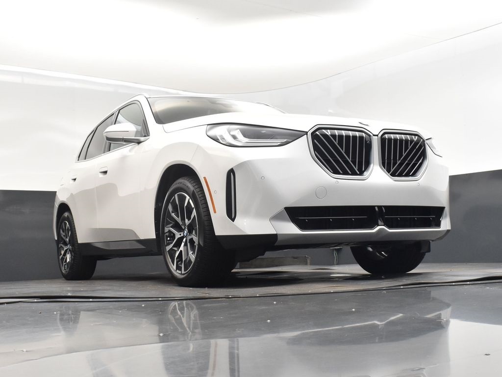2025 Mineral White Metallic BMW X3 30 xDrive AWD SUV