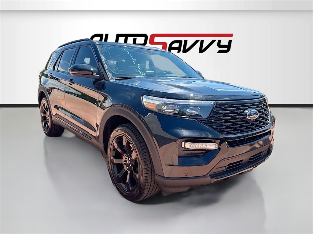 2023 Ford Explorer ST's photo