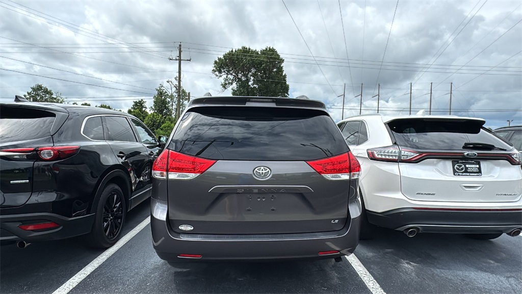 2014 Gray Toyota Sienna LE FWD Van