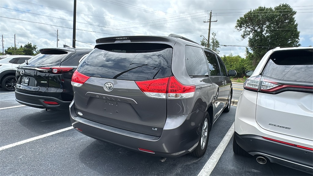2014 Gray Toyota Sienna LE FWD Van