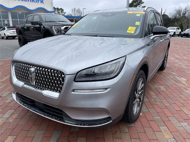 2022 Lincoln Corsair Base's photo