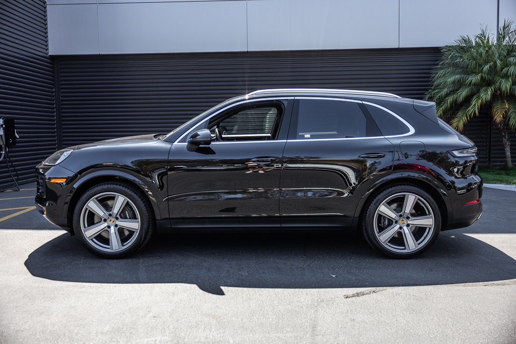 2024 Porsche Cayenne E-Hybrid