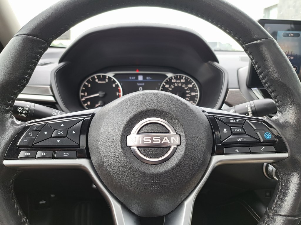 2023 Nissan Altima 2.5 SL Sedan 4 Dr. FWD 12