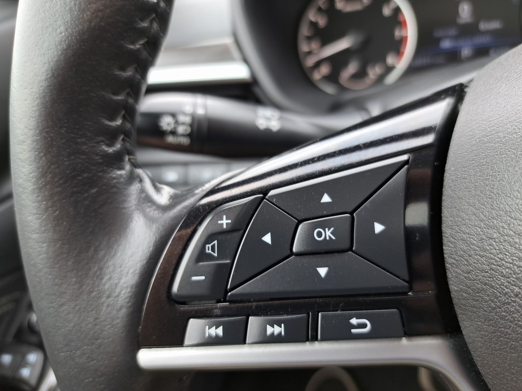 2023 Nissan Altima 2.5 SL Sedan 4 Dr. FWD 21