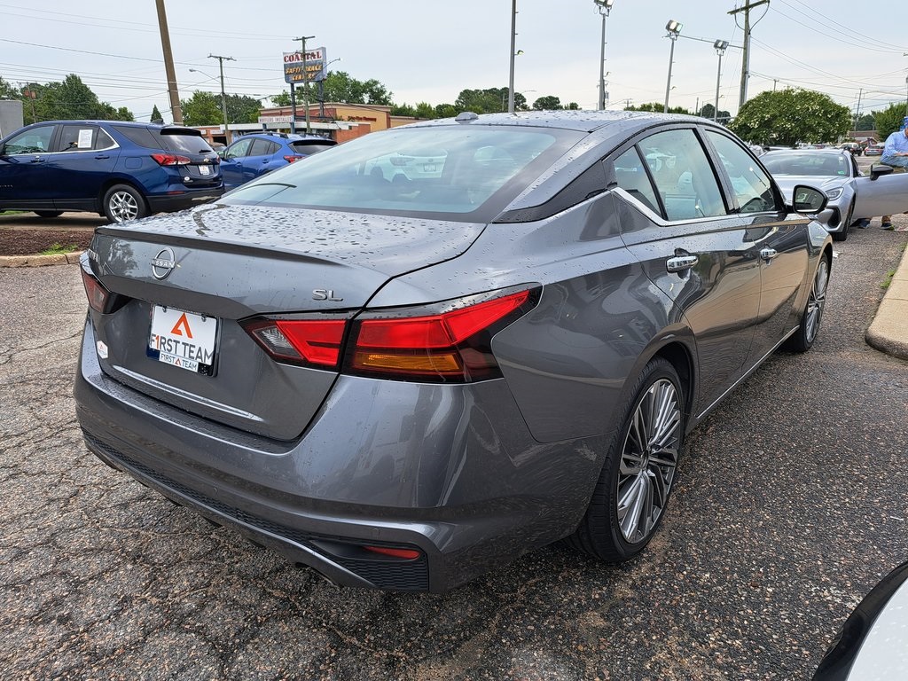 2023 Nissan Altima 2.5 SL Sedan 4 Dr. FWD 6