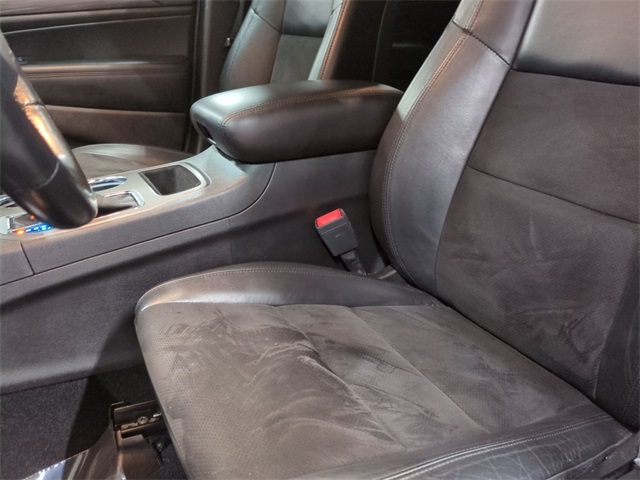 used 2021 Jeep Grand Cherokee car, priced at $21,511