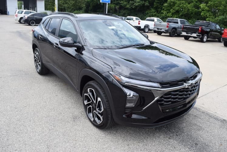 2025 Black Metallic Chevrolet Trax 2RS FWD SUV