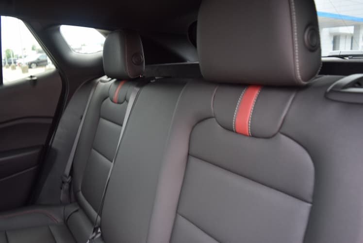 2025 Black Metallic Chevrolet Trax 2RS FWD SUV