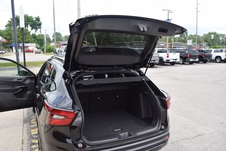 2025 Black Metallic Chevrolet Trax 2RS FWD SUV