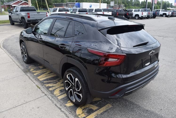 2025 Black Metallic Chevrolet Trax 2RS FWD SUV