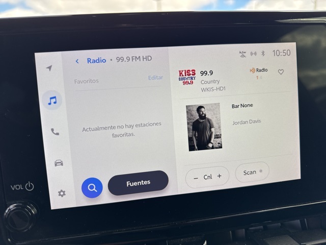 2023 Toyota Corolla Hybrid LE photo 3