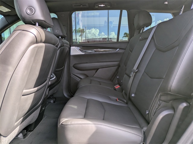 2023 Cadillac XT6 Sport photo 18