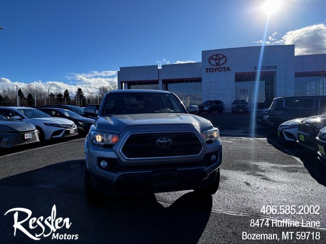 2018 Toyota Tacoma SR5's photo