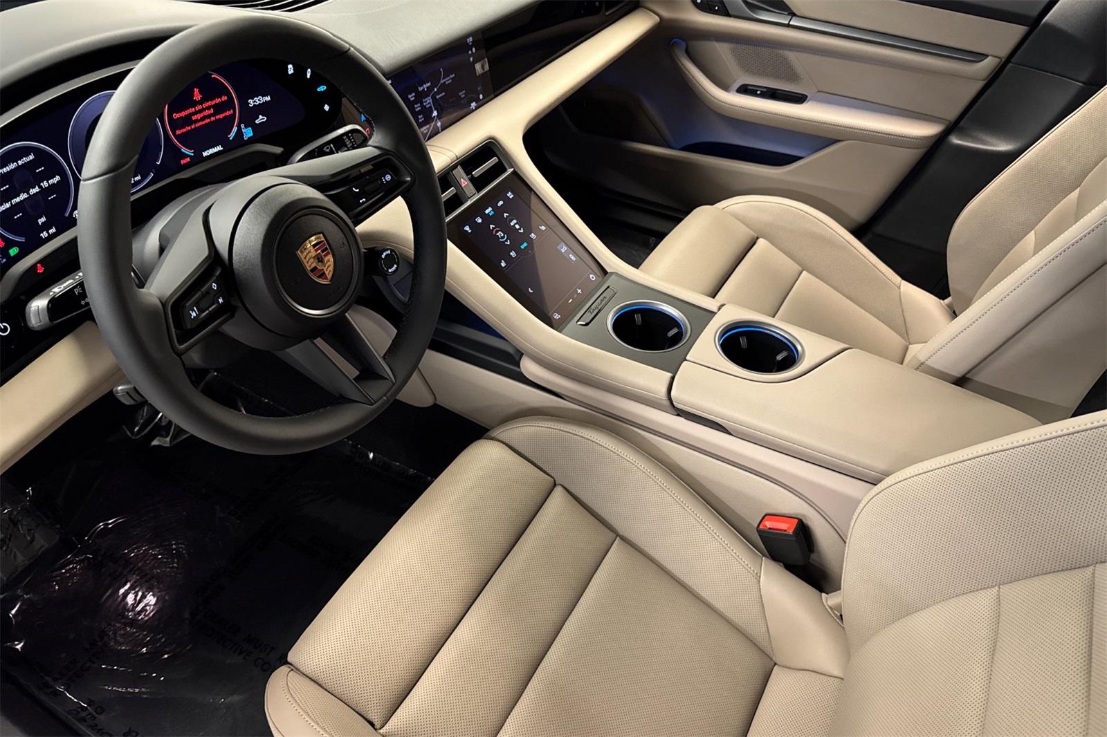 2025 Porsche Taycan 4 photo 4