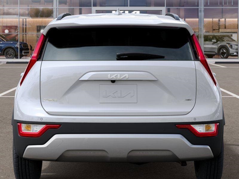 2025 Kia Niro EX - Photo 13