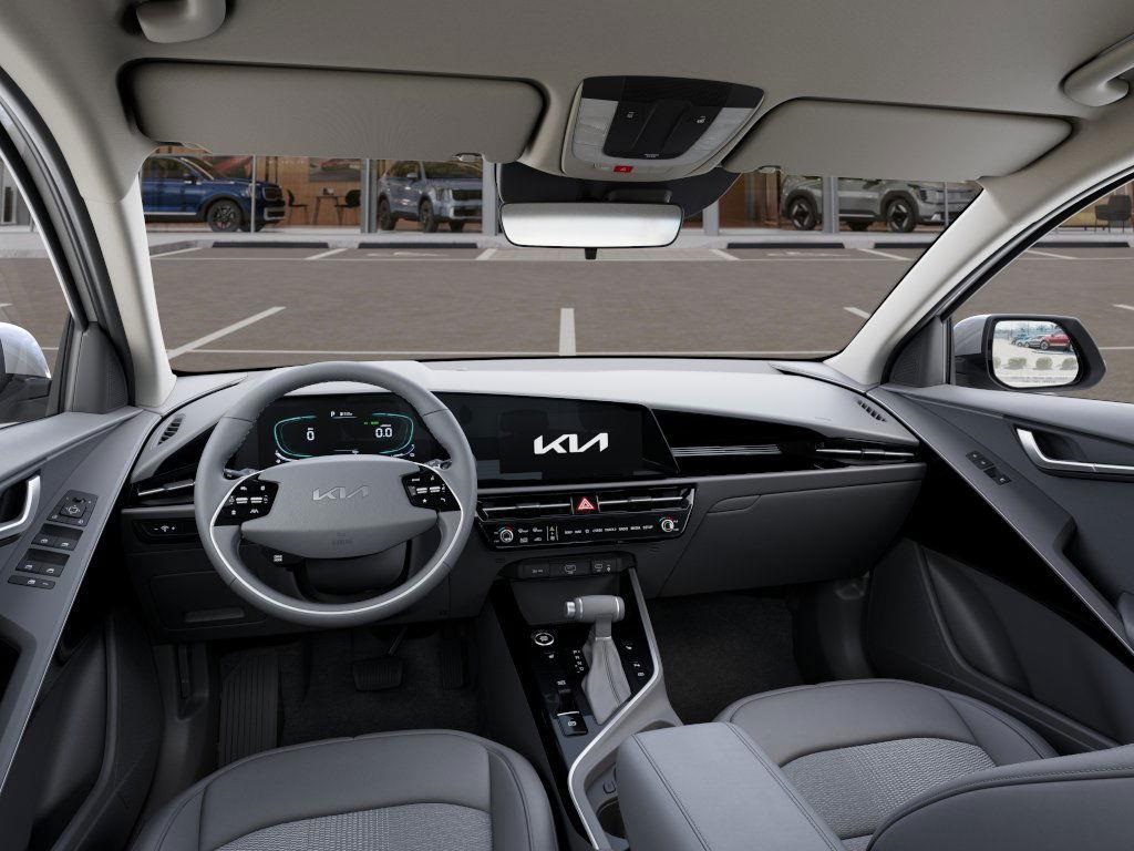 2025 Kia Niro EX - Photo 14
