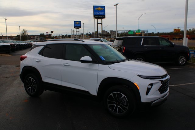new 2026 Chevrolet TrailBlazer car, priced at $29,075