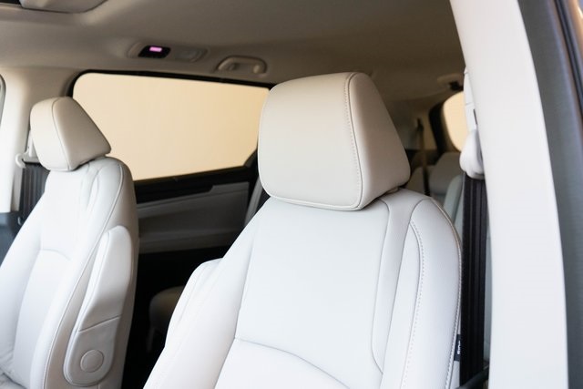2026 Honda Odyssey EX-L photo 13