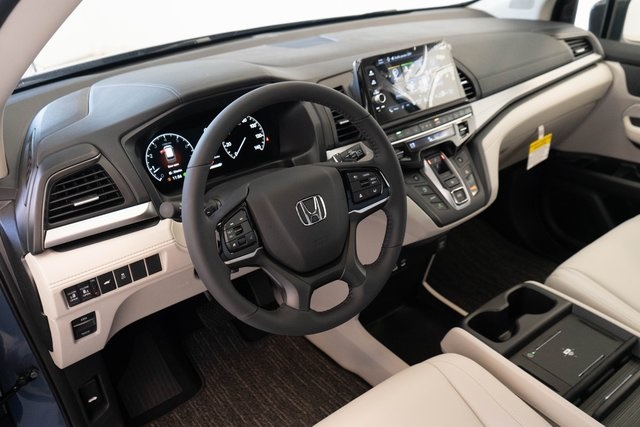 2026 Honda Odyssey EX-L photo 4