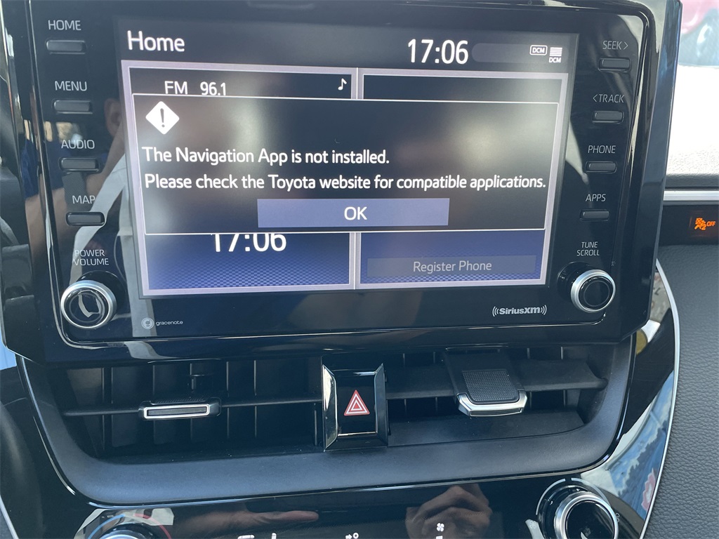 2022 Toyota Corolla SE photo 19