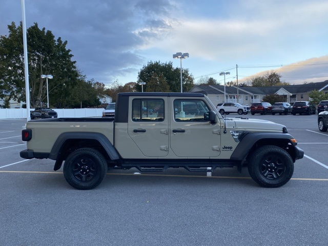 used 2020 Jeep Gladiator car, priced at $28,542