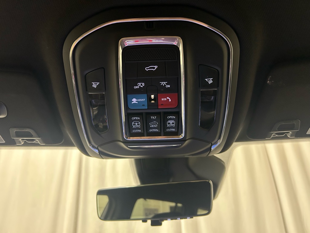 used 2024 Jeep Grand Cherokee L car, priced at $33,998