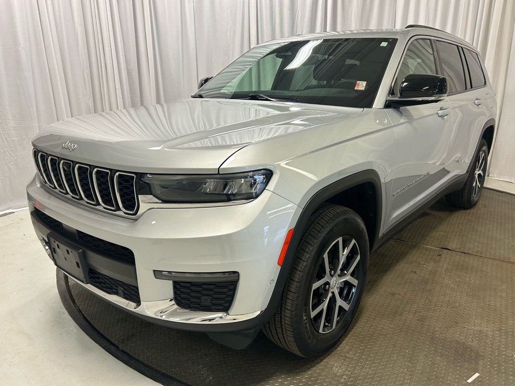 used 2024 Jeep Grand Cherokee L car, priced at $33,998