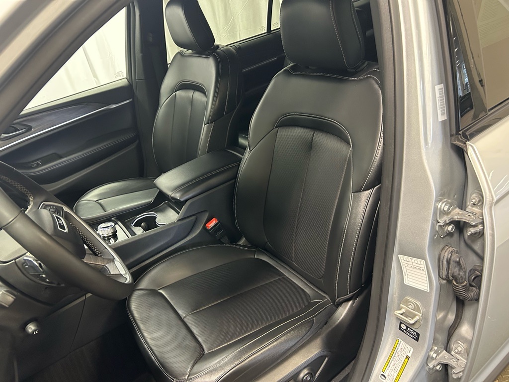 used 2024 Jeep Grand Cherokee L car, priced at $33,998