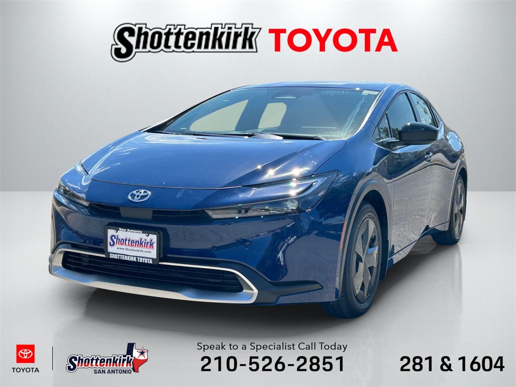 2026 Toyota Prius SE's photo