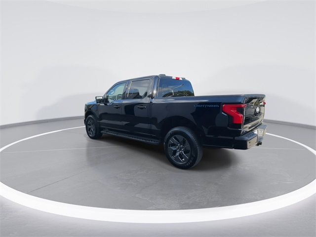 2025 Ford F-150 Lightning photo 4