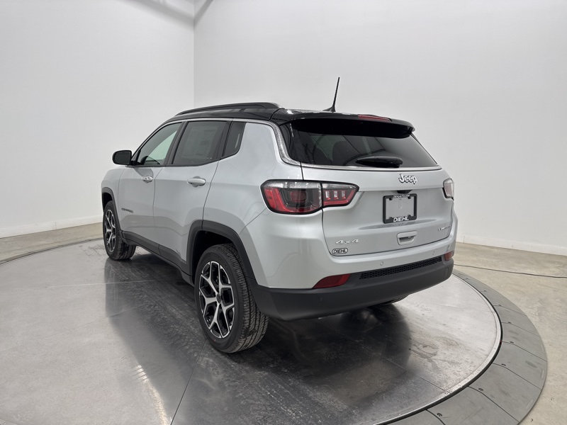 2026 Jeep Compass Limited photo 2
