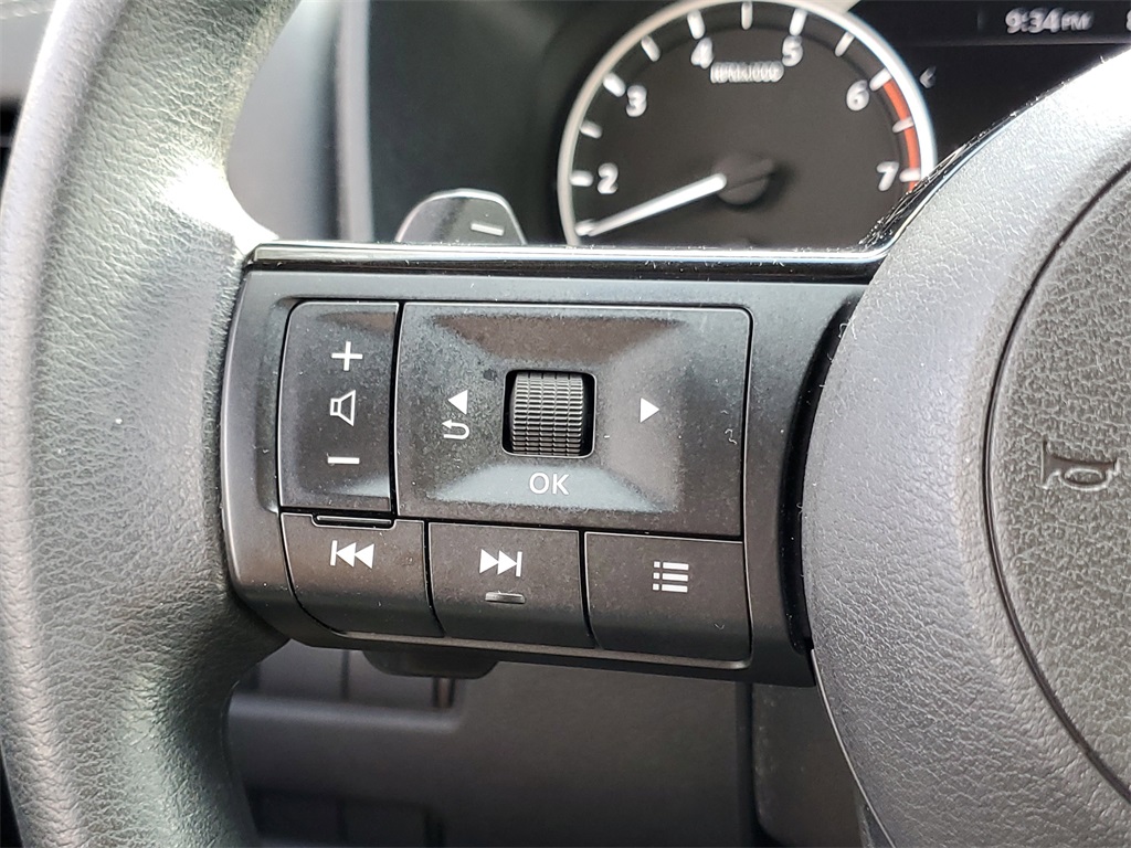 used 2022 Nissan Rogue car, priced at $18,495