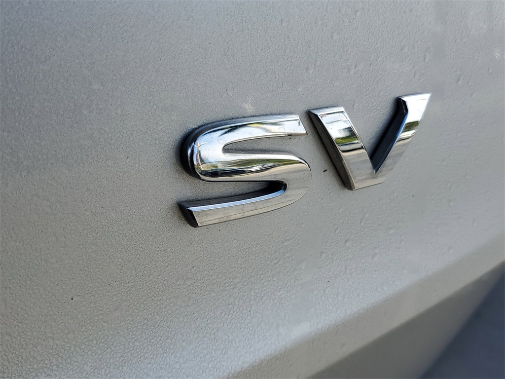 used 2022 Nissan Rogue car, priced at $18,495