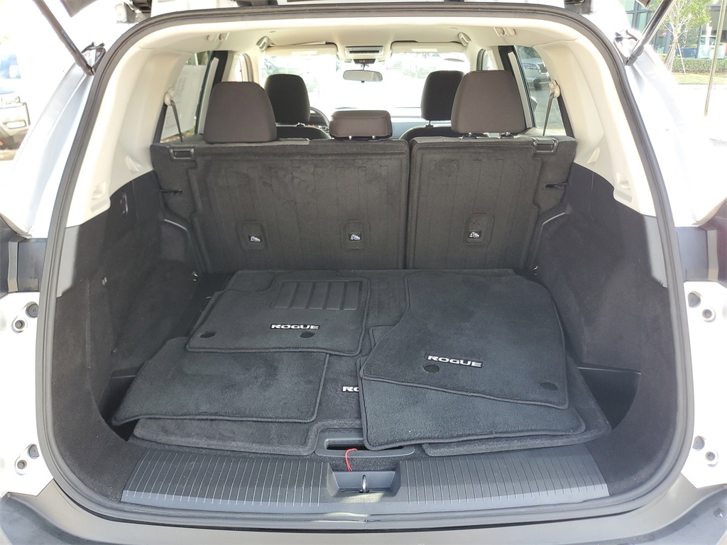 used 2022 Nissan Rogue car, priced at $18,495