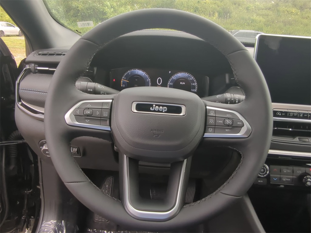 2025 Jeep Compass Limited photo 12