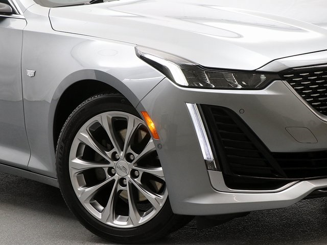 2023 Cadillac CT5 Premium Luxury photo 3