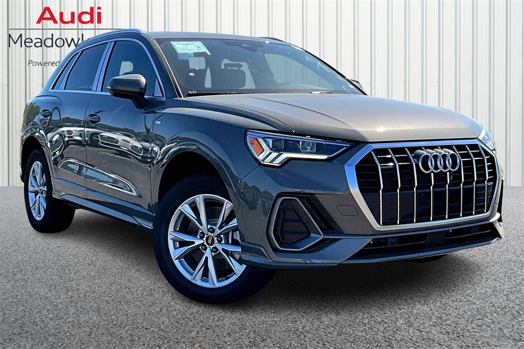 2025 Audi Q3 Premium S line photo 2