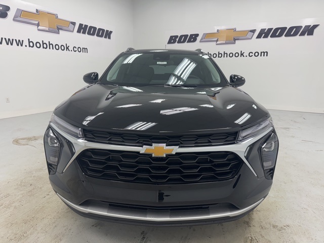 new 2026 Chevrolet Trax car, priced at $27,080