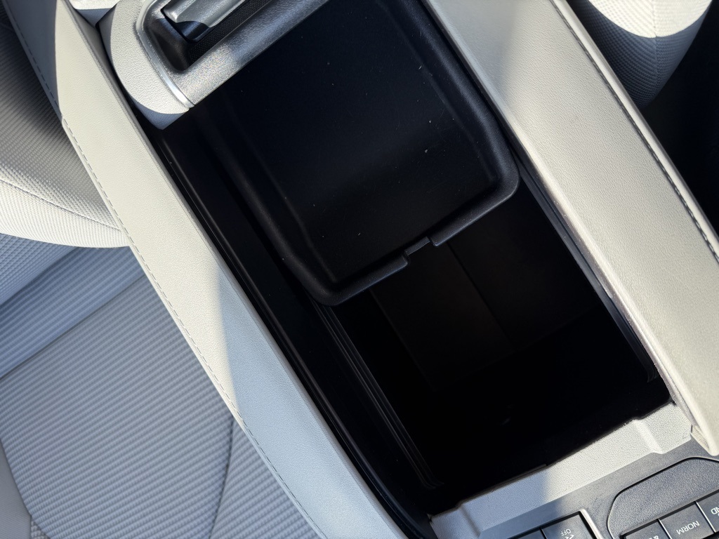 used 2022 Toyota Highlander car, priced at $31,903